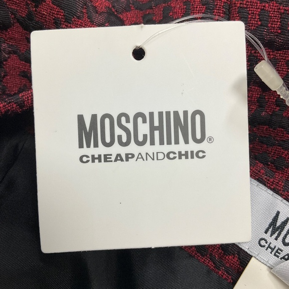 MOSCHINO CHEAP AND CHIC RED / BURGUNDY FLARED HOUNDSTOOTH PLAID JACQUARD SKIRT - Picture 5 of 5